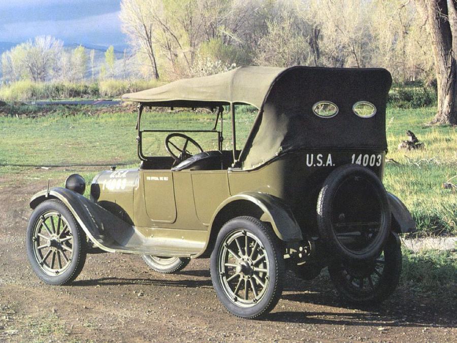  Dodge Model 30 Touring 1917 года  (фото 3 из 3)